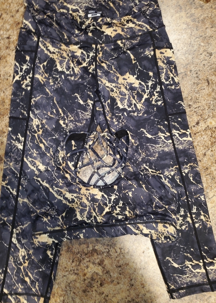 CVG Gold Marble Bra & Legging Set Size Med